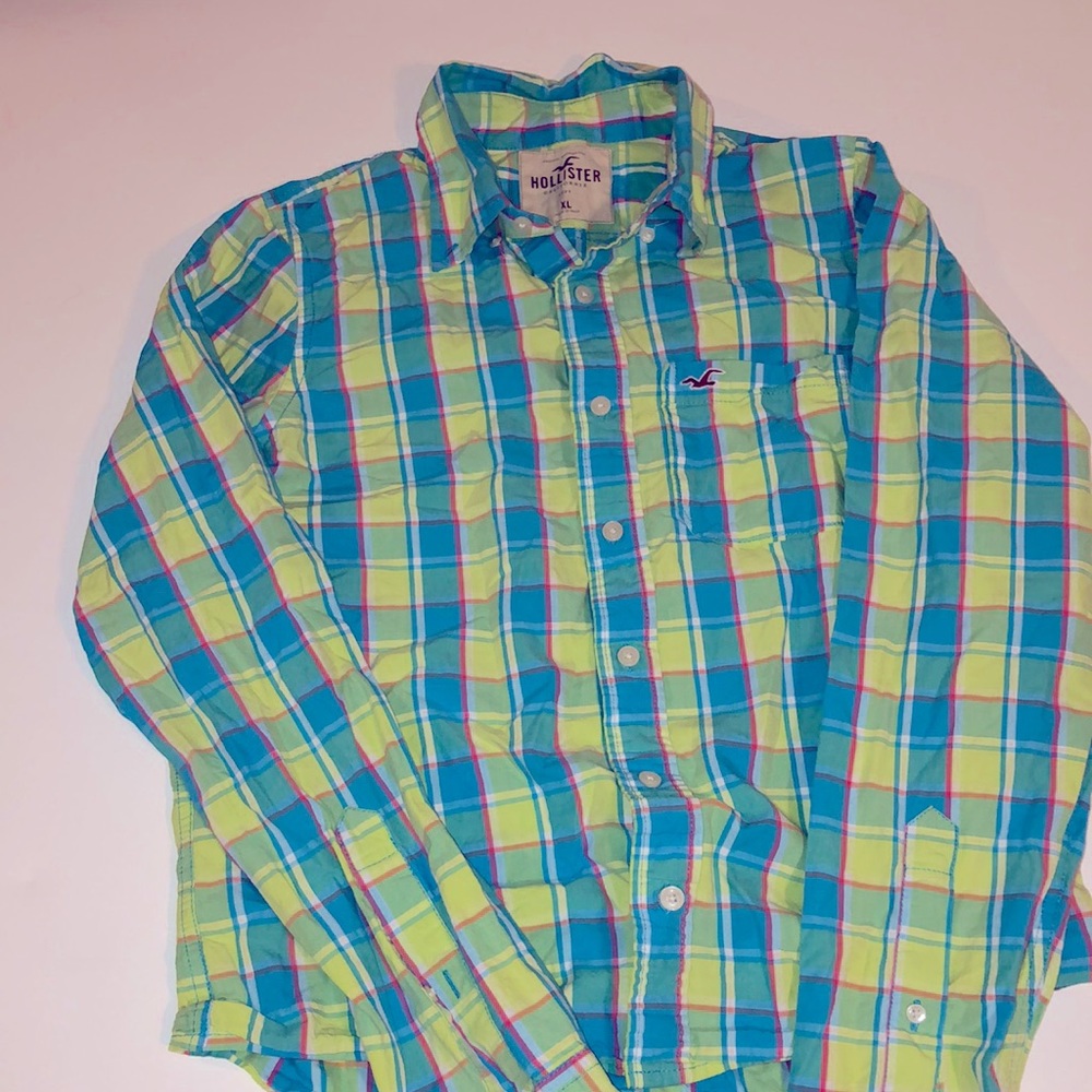 Men’s Hollister button up shirt size XL